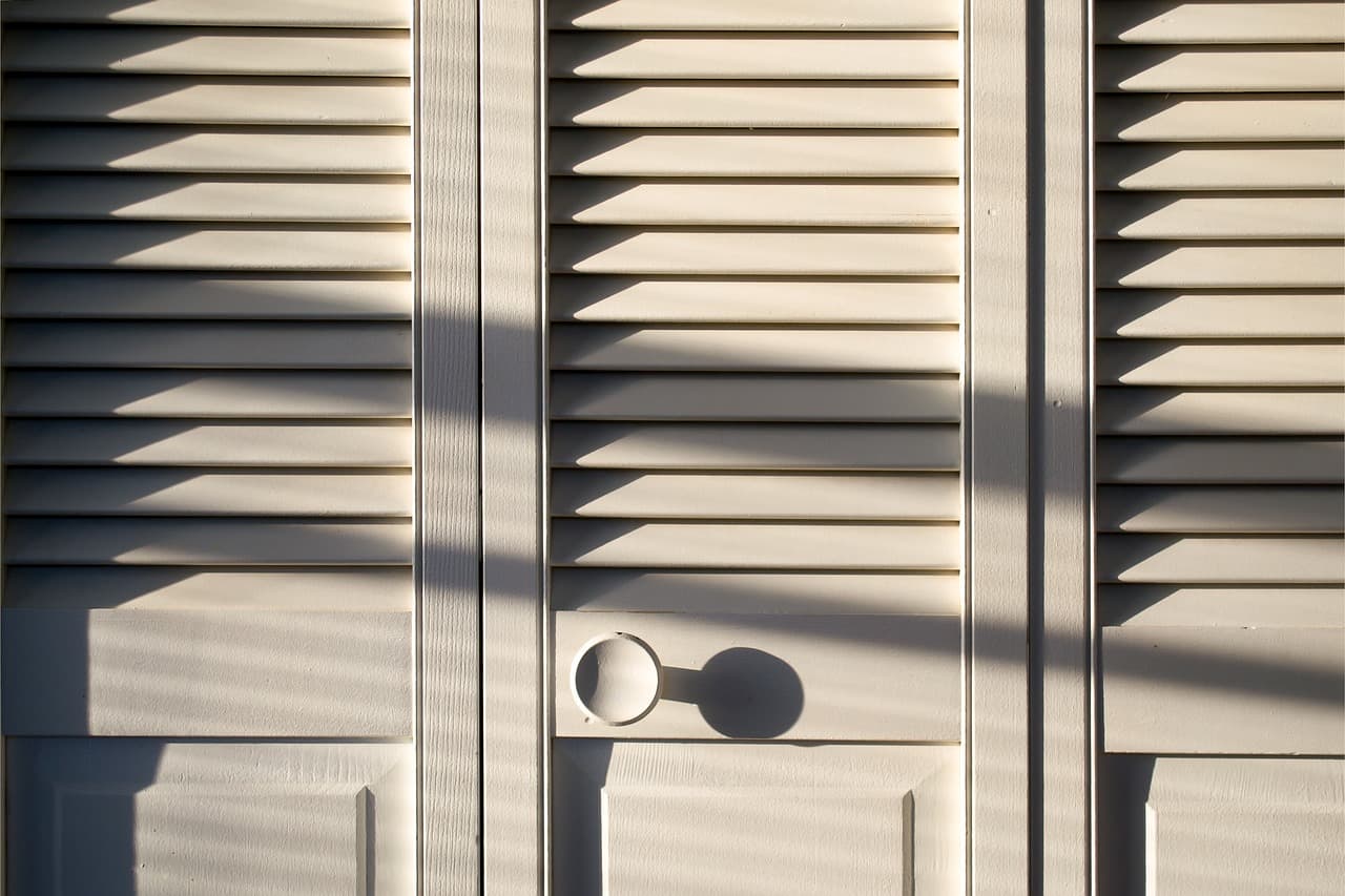Door Spray Painting